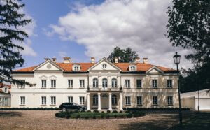 Sobienie Królewskie
